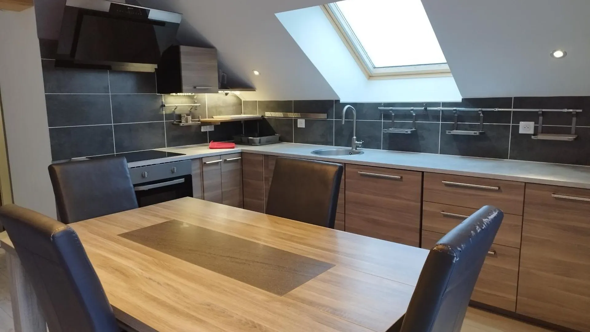 Le Chalet Du Sersas Saint-Clement sur Durance Apartment
