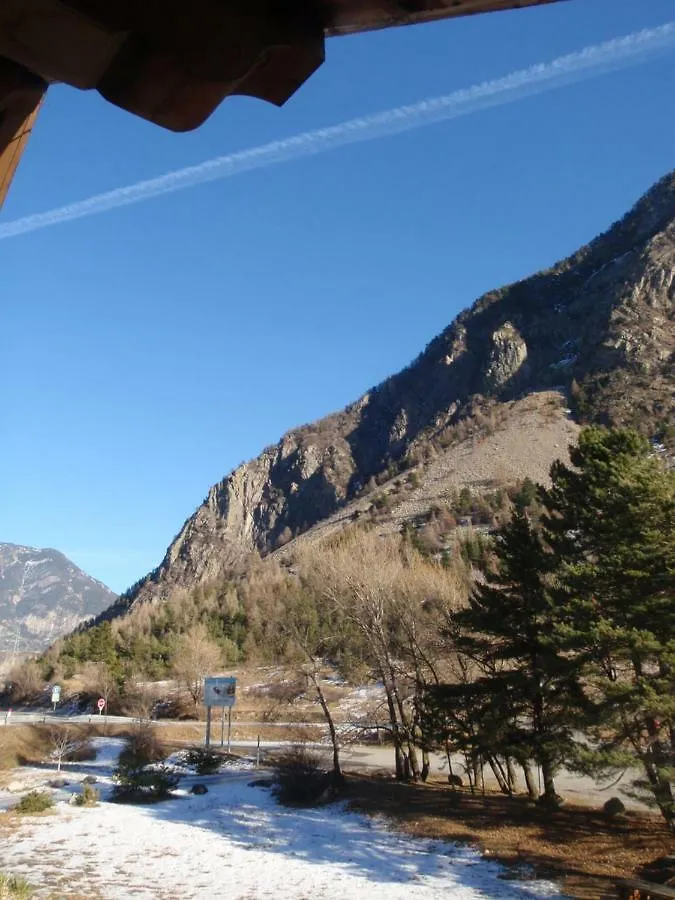 Le Chalet Du Sersas Saint-Clement sur Durance 0*,  France