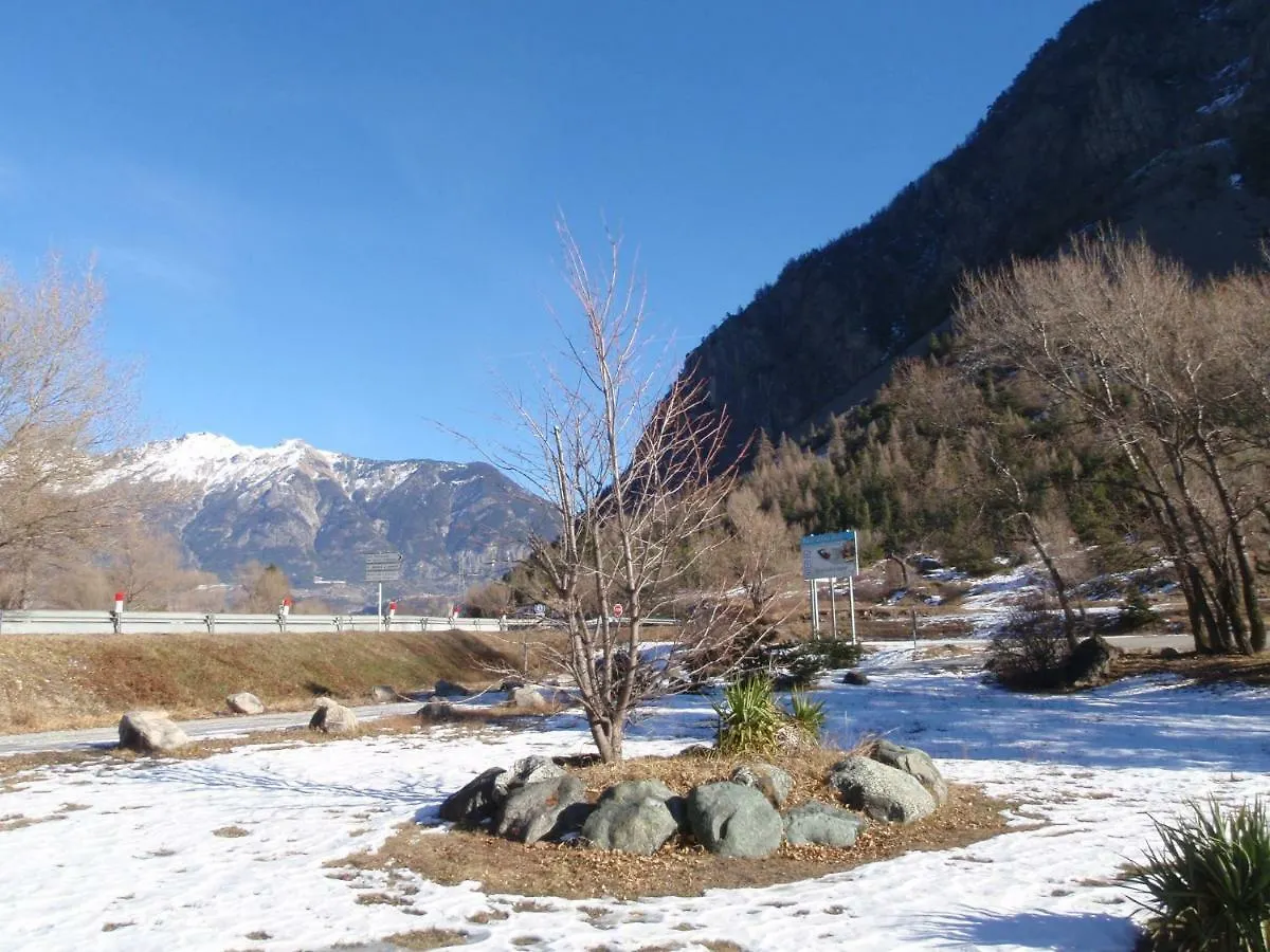 Apartment Le Chalet Du Sersas Saint-Clement sur Durance